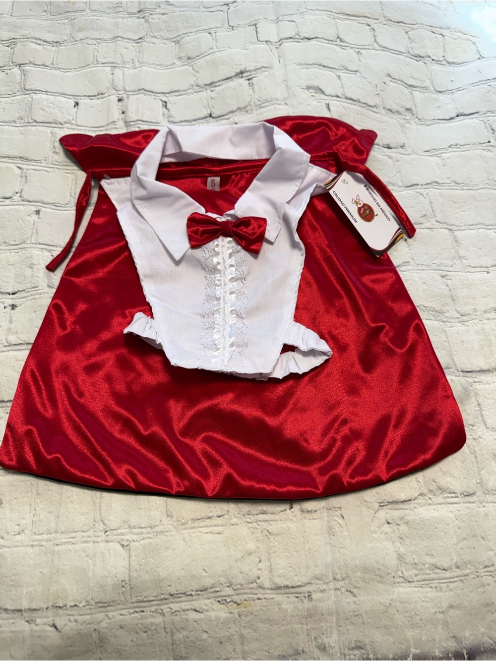 Pet Warrior Red Satin Cape Costume with White Collar and Bow. Vampire Halloween